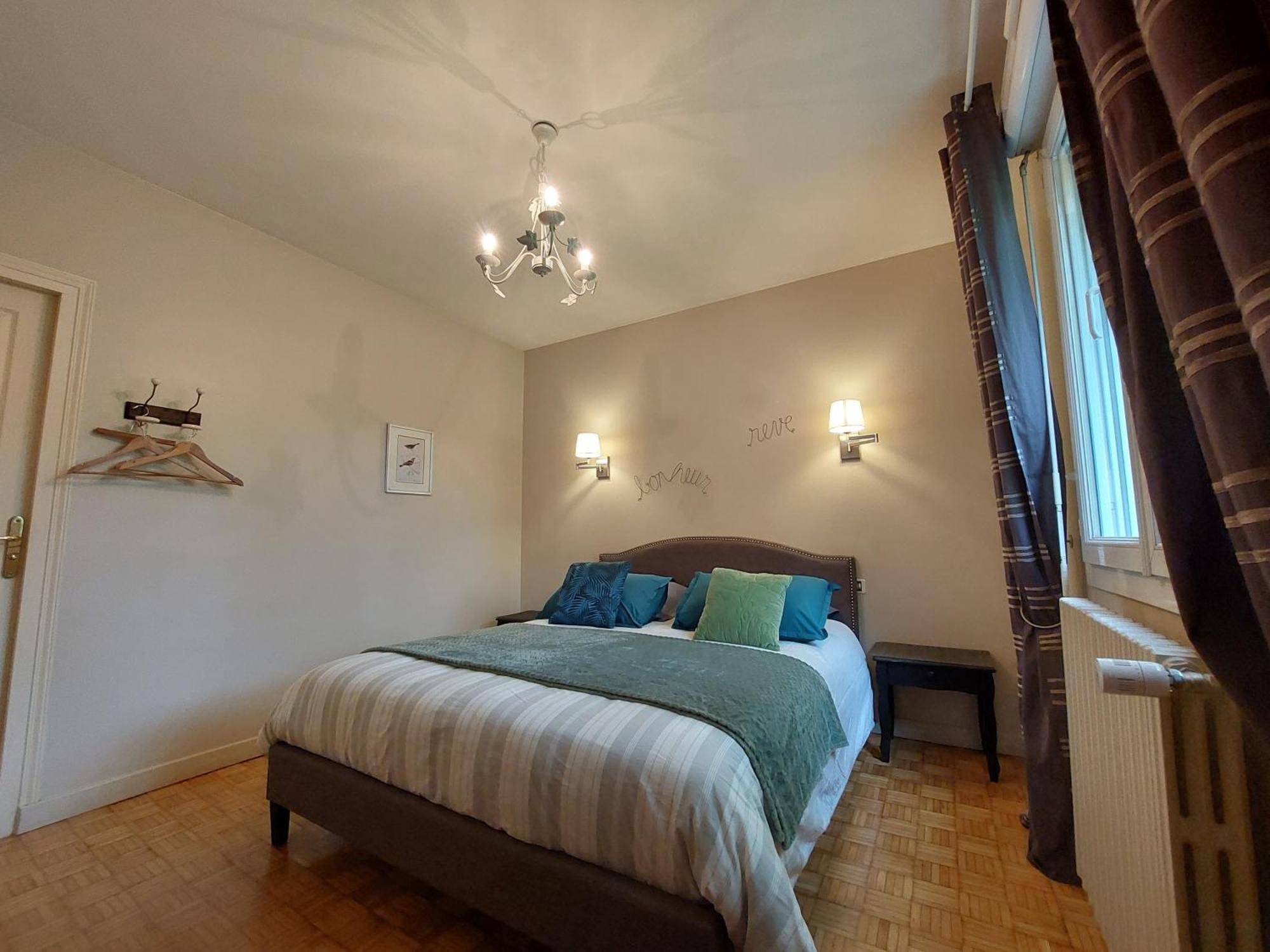 La Maison De Marie, Au Coeur De La Campagne Avec Table D'Hotes Sur Reservation Kérien Εξωτερικό φωτογραφία